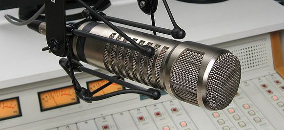 radio-station-microphone1