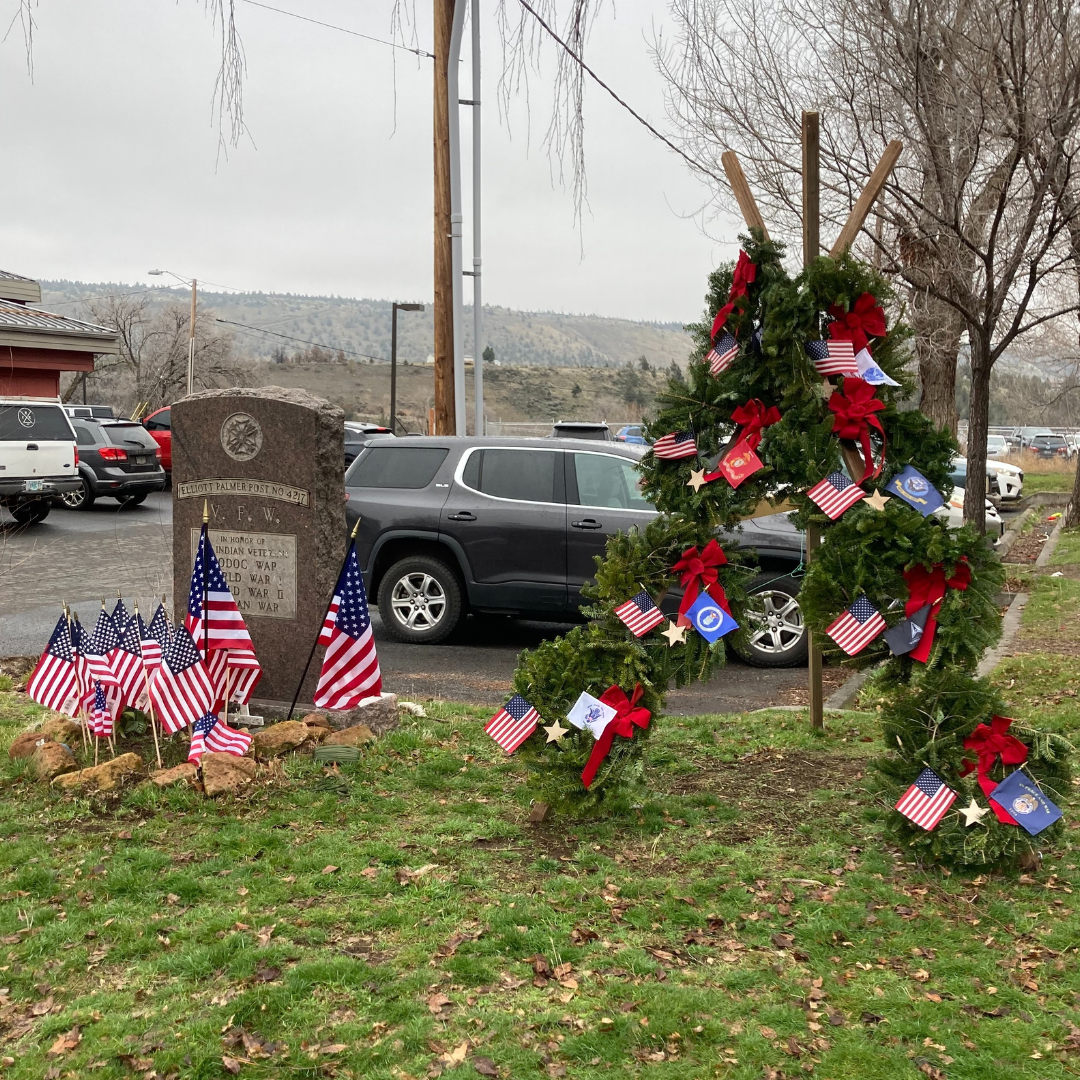 Holiday Wreaths Honoring Veterans - KWSO 91.9